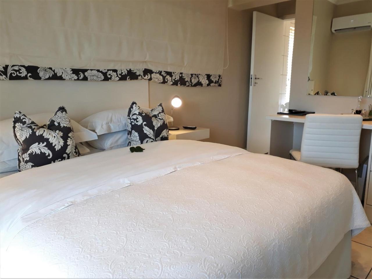 Hermanus Beach Villa Esterno foto